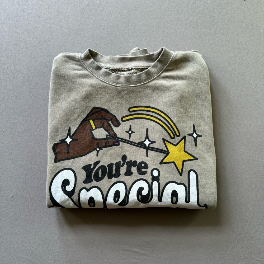 You're Special Graphic Sweatshirt in Light Taupe